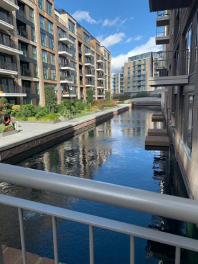 Chelsea Riverside Morden, Chic One Bed